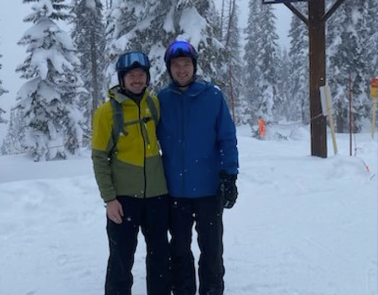 Peter skiing
